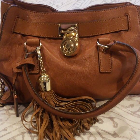 Michael Kors Handbags - Michael Kors Hamilton bag